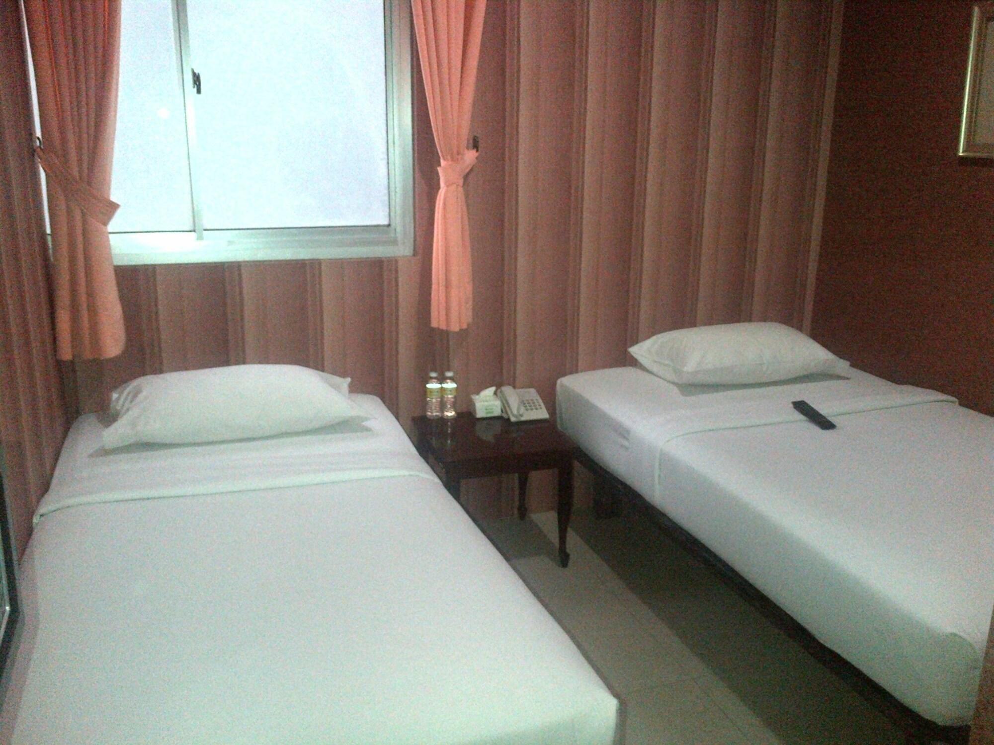 Twins Hotel Yakarta Exterior foto