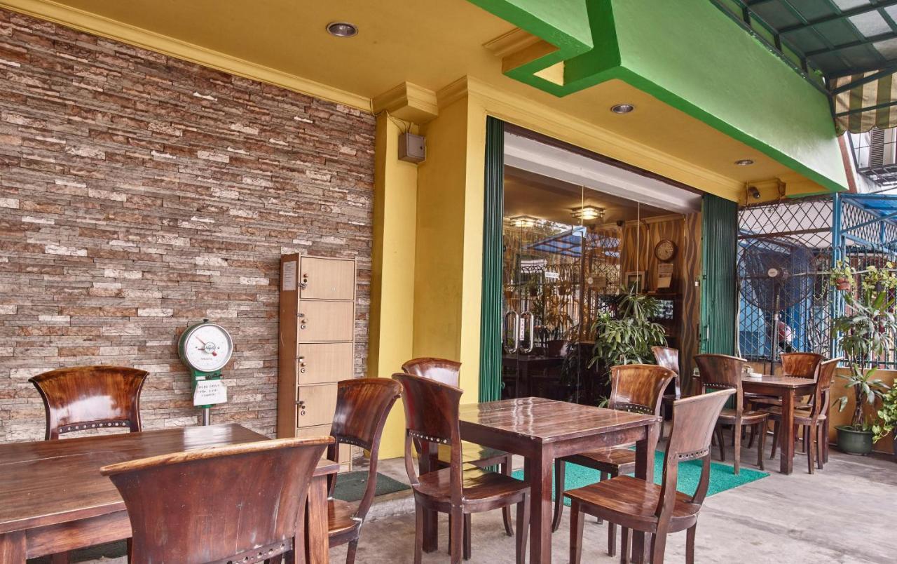 Twins Hotel Yakarta Exterior foto